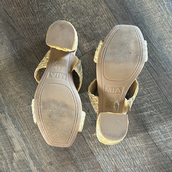 MIA chunky sandals with heels - Picture 5 of 7